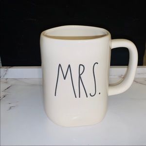 Rae Dunn MRS. mug